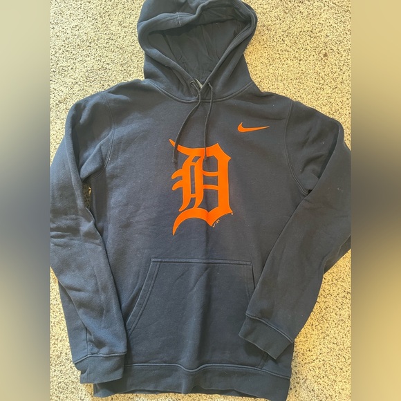 Nike Sweaters - Nike Tigers Hoodie
